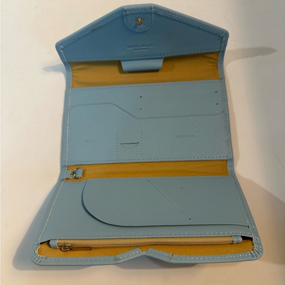 🌍🌍Travel Wallet - Blue Exterior, Yellow Interior - Picture 16 of 16